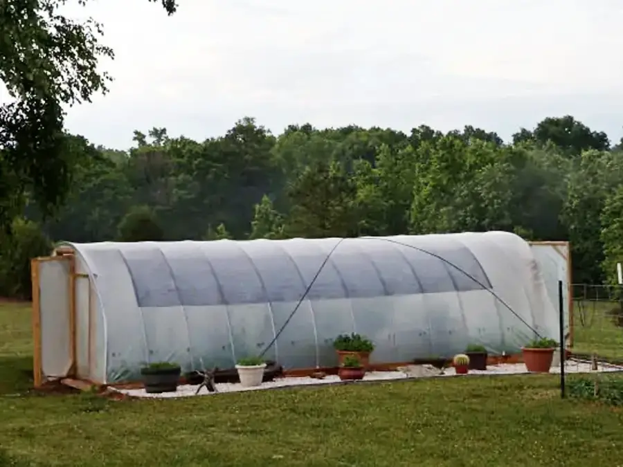 hoop house small greenhouse