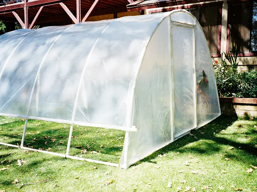 small greenhouse pvc